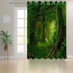 Rideau décoratif avec motif de forêt luxuriante, idéal pour apporter une touche naturelle et apaisante à votre intérieur. Ce rideau captivant invite la nature dans votre maison et transforme votre espace de vie en un havre de paix verdoyant. Parfait pour le salon, la chambre ou toute pièce nécessitant une ambiance relaxante et rafraîchissante.