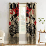 Rideaux modernes avec design rétro de moto, parfaits pour une décoration intérieure originale. Idéal pour les amateurs de deux-roues et ceux cherchant à ajouter une touche unique et audacieuse à leur salon ou chambre. Accessoire tendance pour personnaliser votre espace.