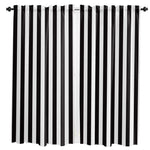 Rideaux à rayures noires et blanches pour une décoration moderne et élégante. Parfaits pour habiller les fenêtres du salon ou de la chambre, ces rideaux ajoutent une touche contemporaine à votre intérieur grâce à leur design graphique et intemporel.