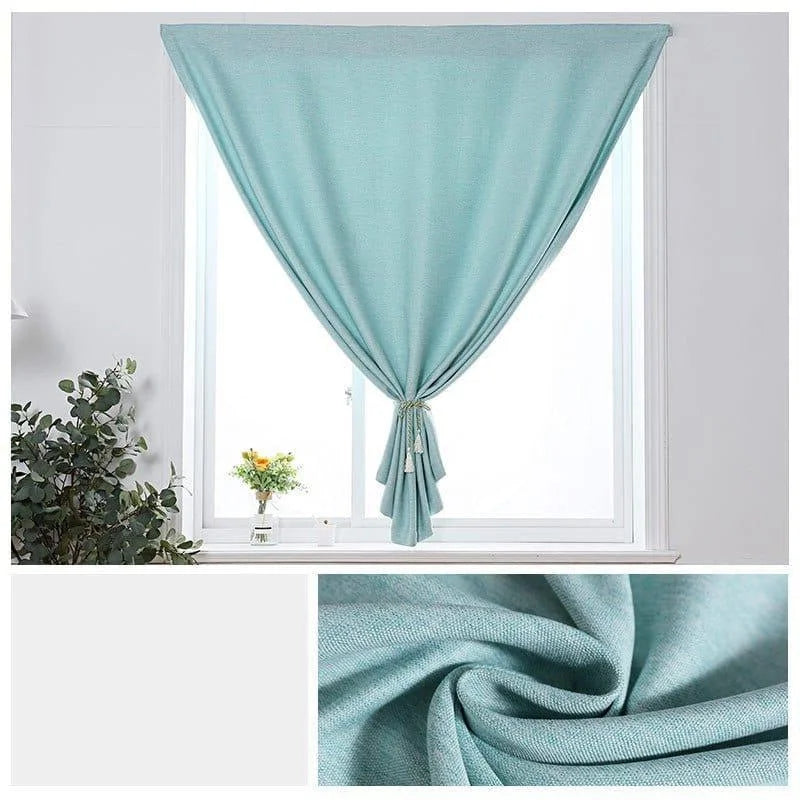 Rideau bleu turquoise élégant pour salon, idéal pour ajouter une touche de fraîcheur à votre intérieur. Accessoire décoratif parfait pour filtrer la lumière tout en préservant votre intimité. Design moderne qui s'adapte aux différents styles de décoration. Facile à installer et à entretenir. Transformez l'ambiance de votre pièce avec ce rideau esthétique et fonctionnel.