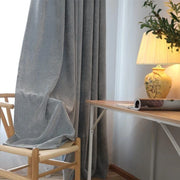 rideaux occultants gris blanc moderne grande largeur opacité moyenne chevron texture tissée passe tringle