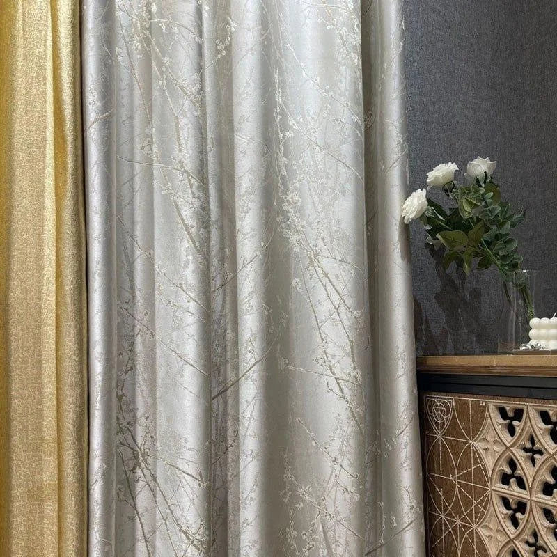 Rideau élégant avec motif floral discret, idéale pour un salon moderne. Ce rideau ajoute une touche sophistiquée à votre intérieur, créant une ambiance chaleureuse et accueillante. Parfait pour s'accorder avec une décoration raffinée, il complète harmonieusement tout espace de vie.