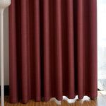 Rideau élégant de couleur bordeaux pour décoration intérieure, parfait pour ajouter une touche de sophistication à tout salon ou chambre. Ce rideau assure un contrôle optimal de la luminosité, idéal pour créer une ambiance chaleureuse et accueillante. Accessoire essentiel pour moderniser votre espace de vie avec style.