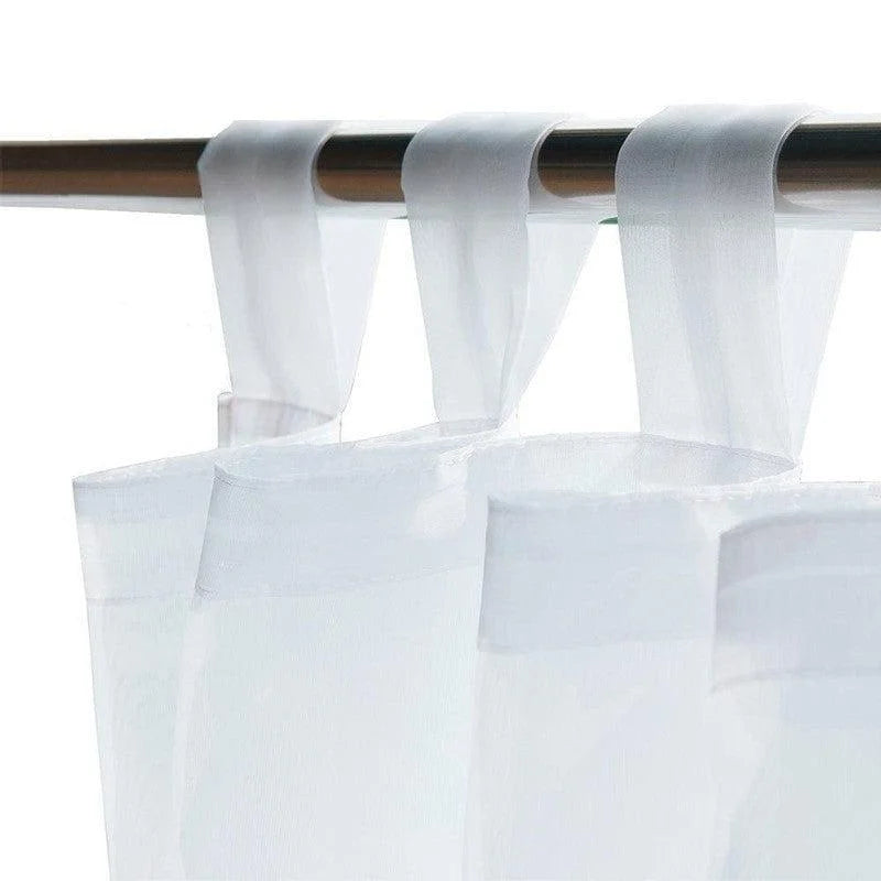 Rideau blanc transparent avec pattes d'accrochage pour tringle, idéal pour apporter une touche élégante et lumineuse à votre intérieur. Ce rideau est parfait pour habiller fenêtre, chambre à coucher ou salon tout en tamisant la lumière naturelle. Installation facile et esthétique moderne, convient à tout type de décoration.