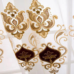 Rideau décoratif brodé, motif floral élégant, idéal pour embellir votre intérieur avec une touche de luxe et de raffinement. Parfait pour ajouter de la sophistication à votre espace de vie.