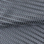 Image montrant un tissu en maille grise avec un motif en quadrillage, idéal pour la confection de vêtements et accessoires modernes. Design unique apportant style et originalité à vos créations textiles.