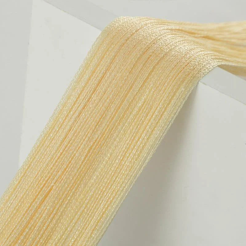 Brins décoratifs fins de couleur beige doré, idéal pour embellir les projets de bricolage, les travaux manuels et les créations artisanales, offrant une touche de sophistication et d'élégance à vos réalisations.