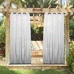 Panneaux de rideaux pour pergola extérieure élégante, idéals pour créer un espace ombragé et intime dans le jardin. Ces rideaux contemporains ajoutent une touche décorative et sophistiquée aux espaces extérieurs. Solution parfaite pour profiter des journées ensoleillées tout en restant à l'abri des regards indiscrets. Parfait pour une ambiance relaxante et chaleureuse.