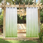 Image de rideaux d'extérieur pour pergola, offrant une touche moderne et élégante à votre jardin. Parfait pour créer un espace ombragé et intime dans une ambiance naturelle, tout en ajoutant une note esthétique à votre terrasse ou espace détente. Energie rafraîchissante et protection contre le soleil assurés. Idéal pour des moments de détente en extérieur.