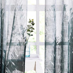 Rideaux élégants pour salon avec motif nature, apportant luminosité et charme à votre intérieur. Idéal pour créer une ambiance apaisante et moderne. Parfait pour habiller les fenêtres et ajouter une touche décorative à votre maison.