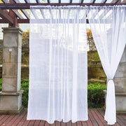 rideau blanc translucide tissu texturé plis décoration extérieure bohème tringle