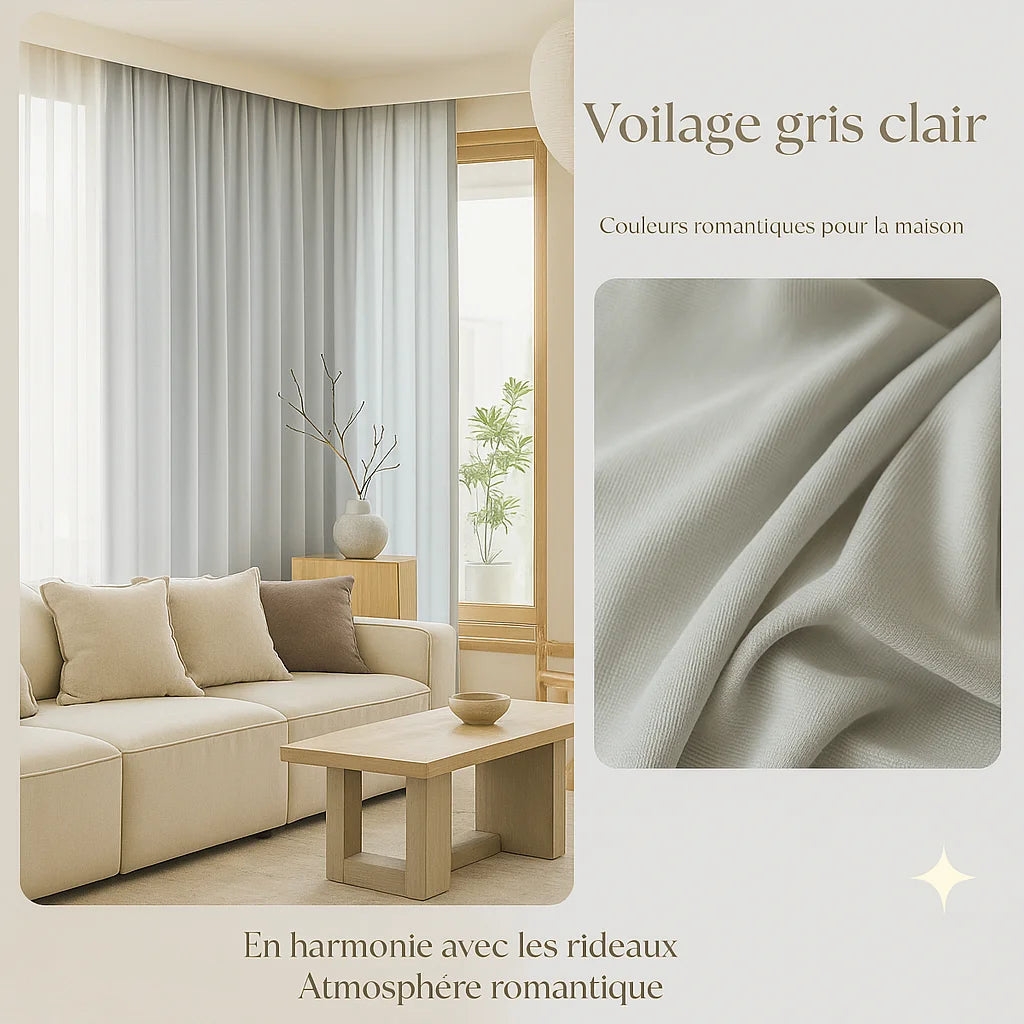 Salon cosy décoré avec des voilages gris clair assortis à un canapé crème et des accents bois naturels, accompagné d’un gros plan sur le tissu du rideau.