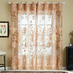 Rideaux élégants à motif floral offrant une décoration raffinée pour la maison. Ces voilages à œillets ajoutent une touche chaleureuse et accueillante à toute pièce. Parfaits pour un salon ou une chambre, ces rideaux ajourés permettent de filtrer délicatement la lumière tout en préservant l'intimité. Idéal pour créer une atmosphère sereine et charmante.