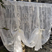rideau voilage blanc dentelle florale shabby chic romantique vintage translucide drapé fenêtre