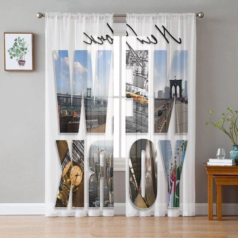 Rideau imprimé New York pour décoration intérieure, parfait pour ajouter une touche urbaine à votre salon ou chambre. Profitez des emblèmes iconiques de la ville tout en embellissant votre espace de vie. Idéal pour les amateurs d'art urbain et d'ambiances modernes. Ajustable pour différents types de fenêtres, facile à installer.