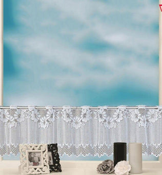 Rideau à motif floral élégant, idéal pour décorer une fenêtre tout en préservant l'intimité. Ce voilage raffiné ajoute une touche de charme et de sophistication à n'importe quelle pièce. Parfait pour un salon ou une chambre.