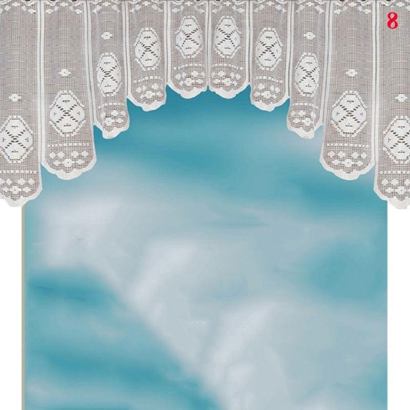 Cantonnière élégante aux motifs géométriques, parfaite pour apporter une touche de charme à votre intérieur. Idéale pour décorer vos fenêtres tout en laissant passer la lumière. Accessoire de décoration raffiné pour une ambiance chaleureuse et accueillante dans votre maison.