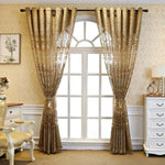 Rideaux élégants dorés pour salon, parfaits pour sublimer vos fenêtres et ajouter une touche de raffinement à votre intérieur. Design raffiné et chic, idéal pour une décoration classique et sophistiquée. Transformez votre pièce avec ces rideaux stylés et luxueux.