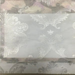 Tissu décoratif élégant avec motifs baroques, idéal pour confection de rideaux et accessoires d'intérieur, ajoutant une touche de sophistication et de raffinement à votre espace de vie. Design classique parfait pour le salon ou la chambre.