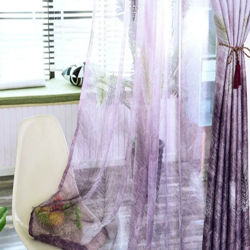 Rideaux élégants et transparents de couleur violette pour salon, offrant une ambiance lumineuse et moderne. Design raffiné avec motifs délicats, parfait pour ajouter une touche de sophistication à votre intérieur. Idéal pour intégrer style et luminosité à votre espace de vie.