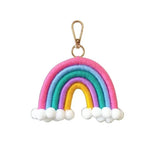 Porte-clés arc-en-ciel coloré avec crochet doré, design joyeux et amusant pour personnaliser vos sacs ou trousseaux. Idéal pour ajouter une touche colorée à vos accessoires quotidiens. Cadeau parfait pour toutes les occasions.