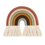 Décoration murale arc-en-ciel bohème pour chambre d'enfant, capture l'attention avec ses couleurs douces et chaudes. Idéale pour ajouter une touche de charme et de fantaisie à la décoration intérieure, parfaite pour un style scandinave ou naturel.