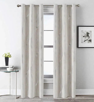 Rideaux élégants pour décoration intérieure, ajoutant une touche de sophistication à tout salon. Idéals pour diffuser la lumière naturelle tout en préservant l'intimité. Design moderne et épuré, parfait pour toutes les pièces de la maison. Transformez votre espace avec ces superbes rideaux de fenêtre.