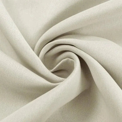 Rideau beige élégant pour décoration intérieure, style moderne, convient pour salon ou chambre, accentue la luminosité naturelle, idéal pour créer une ambiance chaleureuse et accueillante.