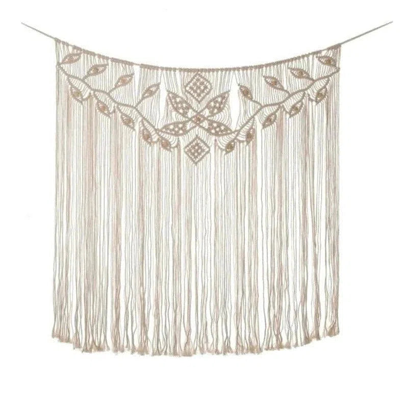 Décoration murale en macramé bohème avec motifs géométriques, idéale pour un salon ou une chambre. Élément de design intérieur chic, ajoutant une touche artistique et naturelle à votre espace. Parfait pour créer une ambiance chaleureuse et accueillante.