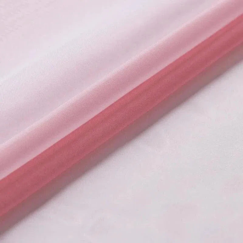 Rideau rose clair et rose foncé élégant pour chambre ou salon, ajoutant une touche de douceur et de couleur subtile à votre décoration intérieure. Idéal pour créer une ambiance apaisante et raffinée.