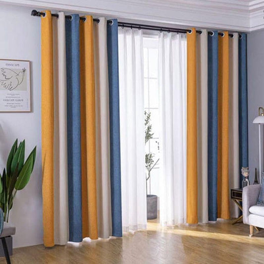 Rideaux modernes à rayures bleues, jaunes et blanches, idéale pour ajouter une touche contemporaine et colorée à votre salon. Accentue la luminosité tout en offrant une touche déco élégante. Adapté pour de grandes fenêtres, ce design apporte une ambiance chaleureuse et accueillante.