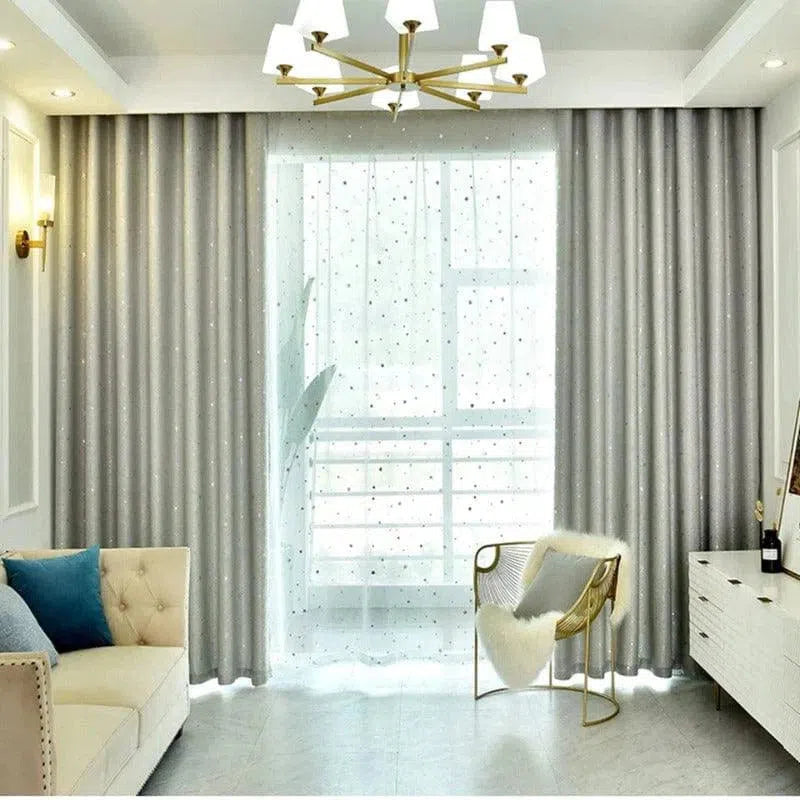 Rideaux modernes pour salon, élégants et contemporains. Parfaits pour ajouter une touche de sophistication à votre déco intérieure. Adaptés pour une utilisation dans des espaces lumineux, ces rideaux à motif discret offrent à la fois intimité et style. Parfaits pour sublimer une décoration épurée et chic.