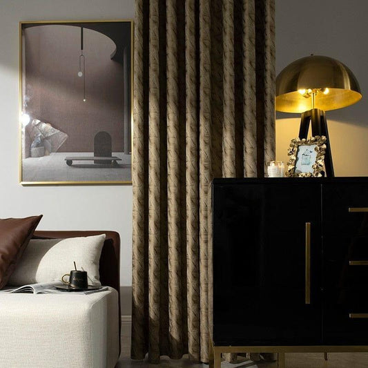 Rideaux élégants et design de salon, offrant une ambiance chaleureuse et moderne. Parfaits pour ajouter une touche de sophistication à votre décoration intérieure. Disponibles dans une variété de couleurs et motifs pour s’adapter à tout style de maison. Complément idéal pour un mobilier contemporain.