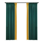 Paire de rideaux bicolores jaune et vert foncé, idéale pour ajouter une touche moderne et élégante à votre salon ou chambre. Ces rideaux opaques assurent une bonne occultation de la lumière tout en apportant du style à votre intérieur. Accessoires de décoration de fenêtre parfaits pour un aménagement contemporain.