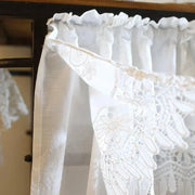 rideaux blancs dentelle plissés semi transparent rustique vintage chambre