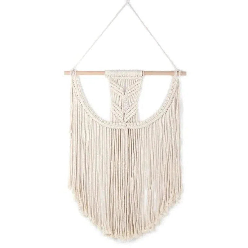 Décoration murale tissée à la main, design bohème avec franges, parfait pour un salon ou une chambre à coucher. Ajoute une touche artistique et chaleureuse à votre intérieur. Facile à accrocher et à intégrer dans divers styles de décoration. Idéal pour les amateurs de design intérieur naturel et artisanal.