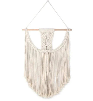 Décoration murale tissée à la main, design bohème avec franges, parfait pour un salon ou une chambre à coucher. Ajoute une touche artistique et chaleureuse à votre intérieur. Facile à accrocher et à intégrer dans divers styles de décoration. Idéal pour les amateurs de design intérieur naturel et artisanal.