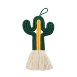 Décoration murale cactus en macramé, idéale pour une touche bohème dans votre intérieur. Accessoire tendance pour enrichir la décoration d'une chambre ou d'un salon. Design coloré et accrocheur pour une ambiance chaleureuse et accueillante. Parfait pour les amateurs de style naturel et original.
