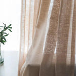 Rideaux élégants couleur nude pour une ambiance douce et apaisante dans votre intérieur. Parfaits pour filtrer la lumière tout en apportant une touche de raffinement à votre décoration. Découvrez comment ces voilages peuvent transformer votre espace de vie en un havre de paix moderne et accueillant.