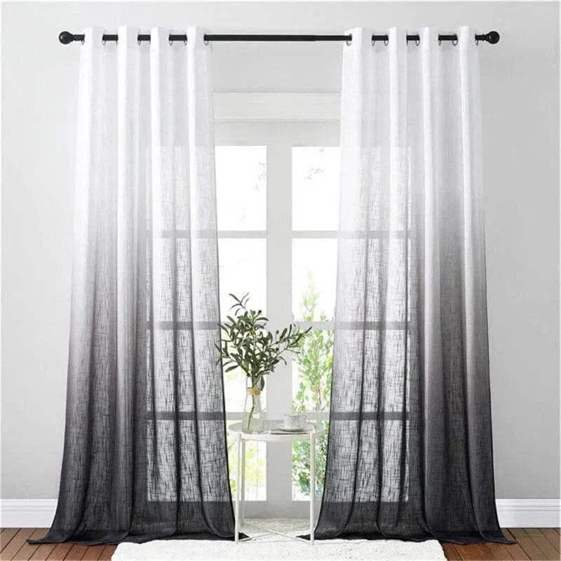 Rideaux élégants à dégradé noir et blanc, parfaits pour habiller les fenêtres de votre salon moderne. Design contemporain pour personnaliser votre intérieur avec style et laisser passer la lumière tout en préservant l'intimité. Idéal pour un aménagement minimaliste et tendance.