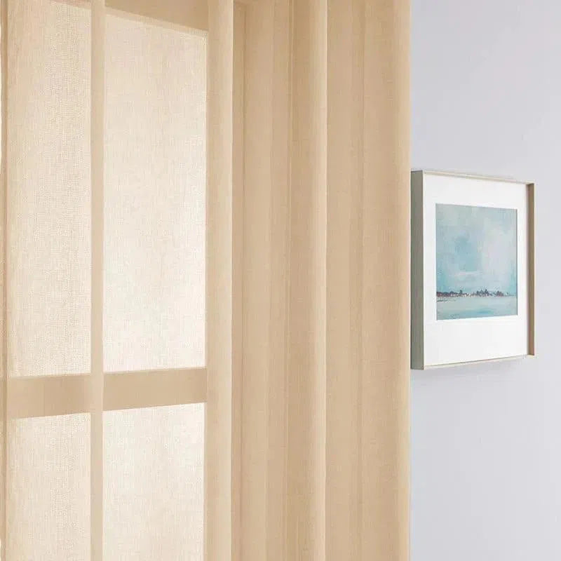Panneau japonais beige pour séparation de pièce, idéal pour un intérieur moderne et épuré. Ce panneau coulissant apporte une touche de sophistication et permet de moduler l'espace selon vos envies. Transformez votre salon ou votre bureau avec cet accessoire polyvalent et esthétiquement agréable. Parfait pour un éclairage naturel doux tout en préservant votre intimité.