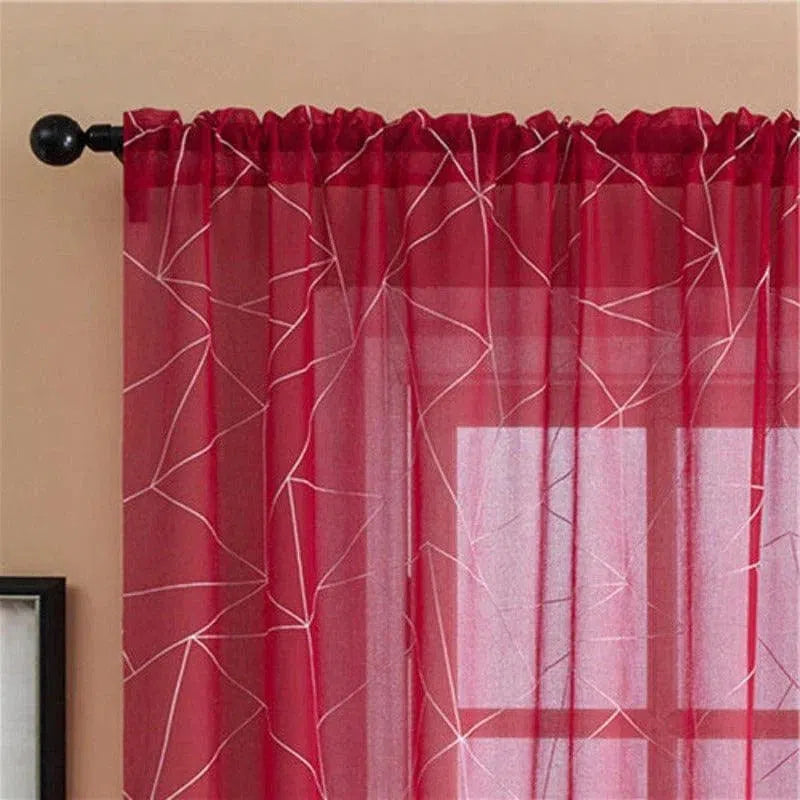 Rideau rouge à motifs pour salon, élégant et moderne, parfait pour apporter une touche de couleur et de sophistication à votre intérieur. Idéal pour se marier avec tous les styles de décoration, améliore l'ambiance de la pièce tout en offrant une luminosité douce. Facile à installer, s'adapte à toutes les tringles standards.