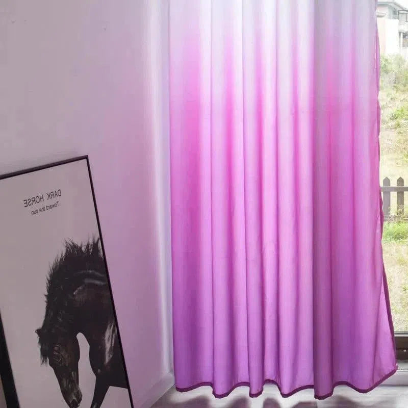 Rideau dégradé rose pour salon, offrant une touche élégante et moderne à votre intérieur. Parfait pour ajouter chaleur et style à n'importe quelle pièce, ce rideau transforme aisément l'ambiance de votre espace en apportant une note de couleur tendance.