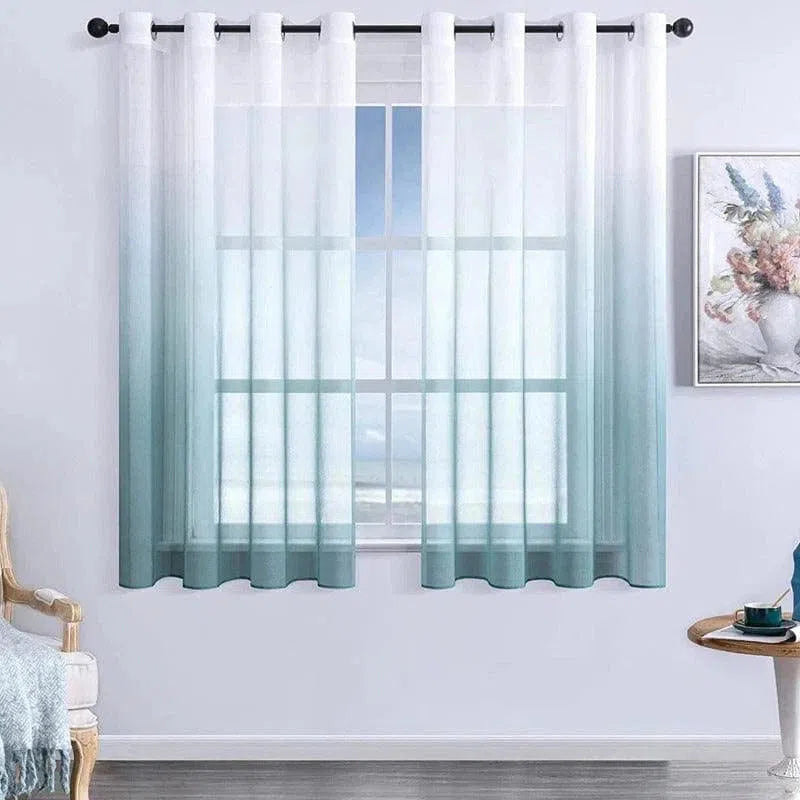 Rideau dégradé bleu pour salon moderne, décoration élégante de fenêtre, ambiance lumineuse et apaisante, ajout de style contemporain, parfait pour la maison.