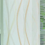 Panneau japonais moderne avec motifs ondulés beige, idéal pour sublimer la décoration intérieure. Ce rideau apporte une touche élégante et contemporaine à votre espace tout en filtrant doucement la lumière naturelle. Parfait pour les salons, chambres ou bureaux, il s'adapte facilement à différents styles de décoration.
